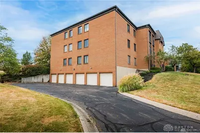 1570 Cedar Bark Trail #5, Dayton, OH 45449 - Photo 3