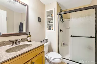 9740 Olde Georgetown, Dayton, OH 45458 - Photo 27