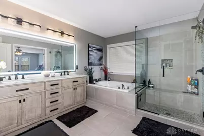 9740 Olde Georgetown, Dayton, OH 45458 - Photo 17