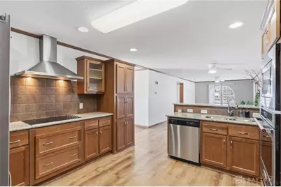 12195 Wellington Avenue, Medway, OH 45341 - Photo 13