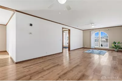 12195 Wellington Avenue, Medway, OH 45341 - Photo 9