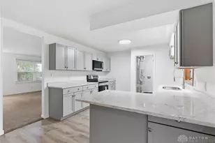 324 Cherrywood Dr, Fairborn, OH 45324 - Photo 9