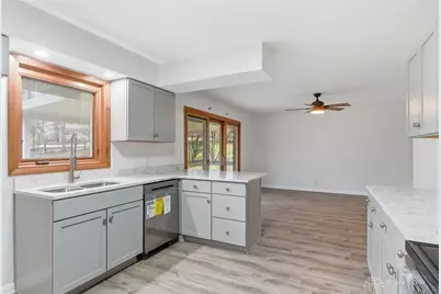 324 Cherrywood Drive, Fairborn, OH 45324 - Photo 11