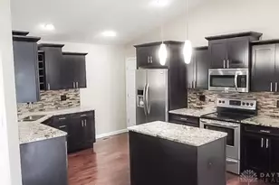 3400 Sunnyside Dr, Beavercreek, OH 45432 - Photo 9