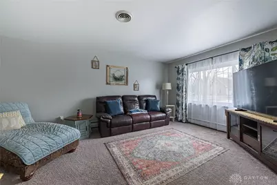 2121 La Grange Road, Beavercreek, OH 45431 - Photo 3