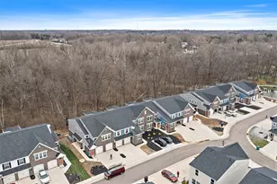 4252 Apple Branch Dr, Sugarcreek Twp, OH 45459 - Photo 7