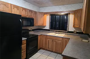 1632 Academy Pl, Dayton, OH 45406 - Photo 3