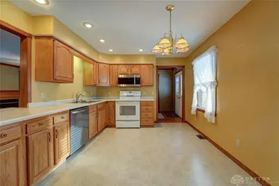 203 Westbury Drive, Greenville, OH 45331 - Photo 11