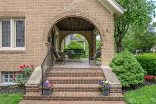 54 Beverly Pl, Oakwood, OH 45419 - Photo 3