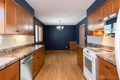 2076 Granada Drive, Beavercreek, OH 45431 - Photo 15