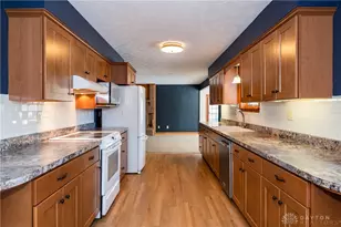 2076 Granada Dr, Beavercreek, OH 45431 - Photo 19