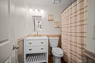 2389 Windsor Village Dr, Miamisburg, OH 45342 - Photo 15