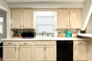 99 Woolery Ln, Dayton, OH 45415 - Photo 7