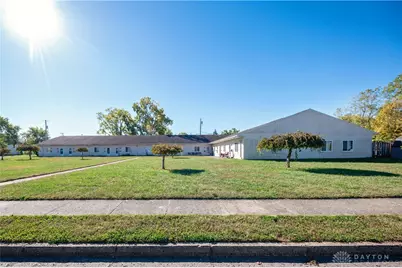 101 Maple Gardens Drive, Englewood, OH 45322 - Photo 3