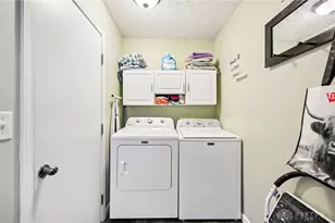 6559 River's Edge Dr, Lewis Center, OH 43035 - Photo 19