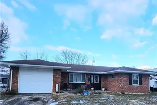 1063 Linwood Dr, Troy, OH 45373 - Photo 1