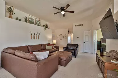 7812 Gapstow Bridge #11-301, Springfield Township, OH 45231 - Photo 3