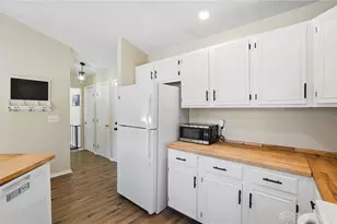 108 Johnson Trail, Dayton, OH 45439 - Photo 13