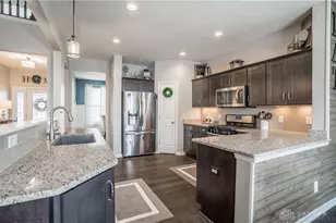 4218 Spicebush Dr, Tipp City, OH 45371 - Photo 7