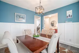 4218 Spicebush Dr, Tipp City, OH 45371 - Photo 5