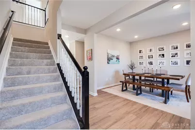 550 Crossing Lane, Dayton, OH 45449 - Photo 5