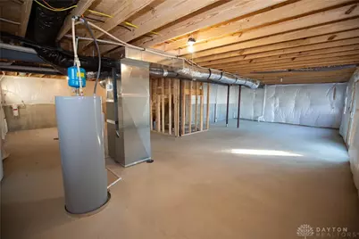 550 Crossing Lane, Dayton, OH 45449 - Photo 47