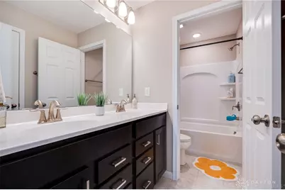 550 Crossing Lane, Dayton, OH 45449 - Photo 31