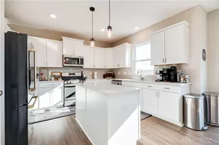 550 Crossing Ln, Dayton, OH 45449 - Photo 11