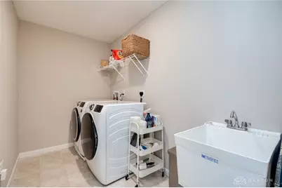 550 Crossing Lane, Dayton, OH 45449 - Photo 35