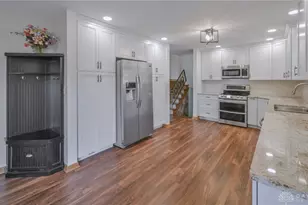 255 S Bird Rd, Springfield, OH 45505 - Photo 9