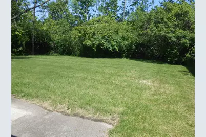 7999 Blackshear Drive, Dayton, OH 45424 - Photo 5