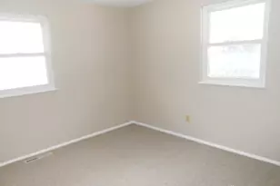 7999 Blackshear Dr, Dayton, OH 45424 - Photo 9