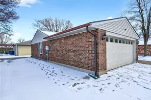 6154 Green Knolls Dr, Dayton, OH 45424 - Photo 5