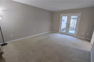 7809 Capitol Hill Ln, Dayton, OH 45459 - Photo 19