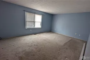 7809 Capitol Hill Ln, Dayton, OH 45459 - Photo 21