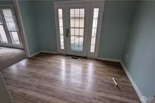 7809 Capitol Hill Ln, Dayton, OH 45459 - Photo 15