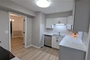 7809 Capitol Hill Ln, Dayton, OH 45459 - Photo 11