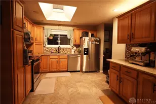 4096 Woodedge Dr, Bellbrook, OH 45305 - Photo 7