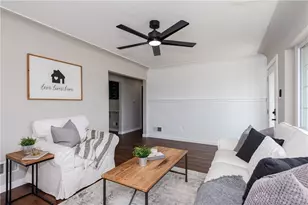 3976 Graham Dr, Beavercreek, OH 45431 - Photo 1