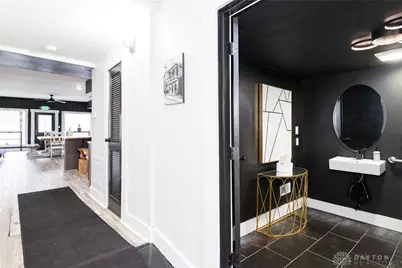1519 E 5th Street, Dayton, OH 45403 - Photo 9