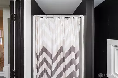 1519 E 5th Street, Dayton, OH 45403 - Photo 3