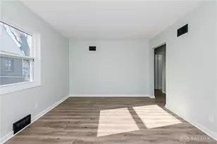 19 Colley Pl, Dayton, OH 45420 - Photo 9