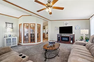 11138 Oakwood Village Blvd, Miamisburg, OH 45342 - Photo 5