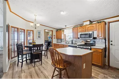 11138 Oakwood Village Blvd, Miamisburg, OH 45342 - Photo 7