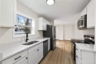 4018 Klepinger Rd, Dayton, OH 45416 - Photo 15