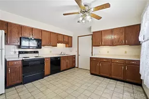 3031 Bradford Dr, Springfield, OH 45503 - Photo 9