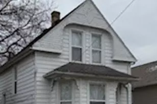 325 Moore St, Middletown, OH 45044 - Photo 1