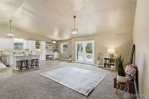 833 Savin Hill Ct, Fairborn, OH 45324 - Photo 5