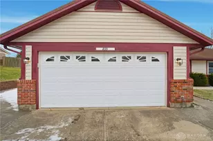 833 Savin Hill Ct, Fairborn, OH 45324 - Photo 41