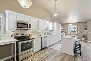 833 Savin Hill Ct, Fairborn, OH 45324 - Photo 11